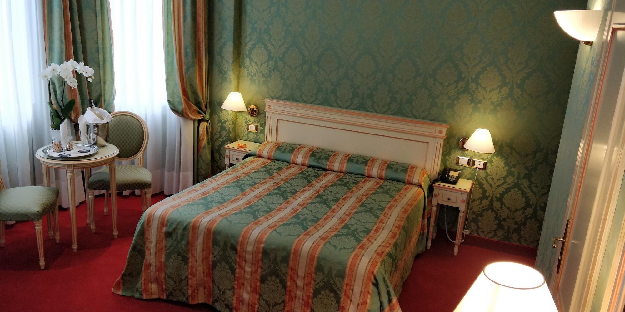 Hotel Villa Delle Palme Венеция Лидо Екстериор снимка