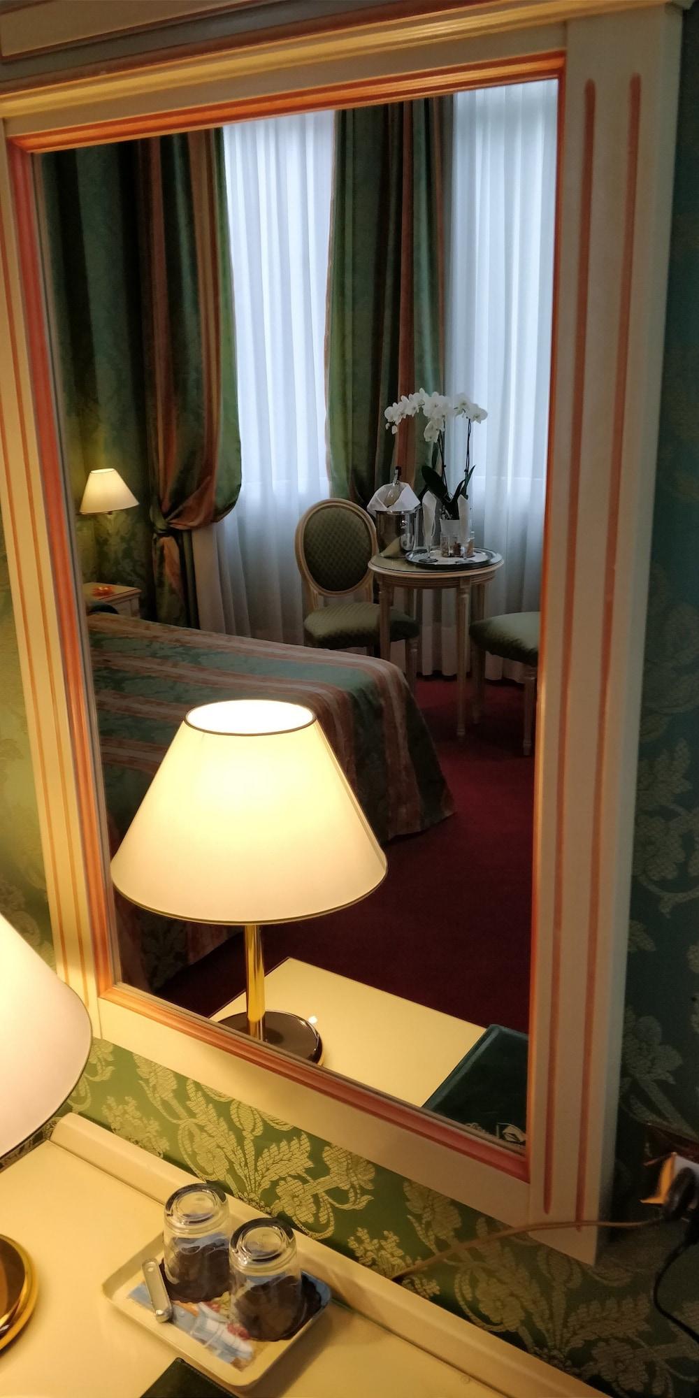 Hotel Villa Delle Palme Венеция Лидо Екстериор снимка