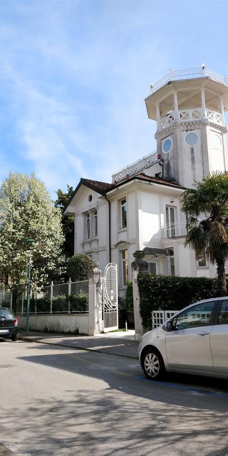 Hotel Villa Delle Palme Венеция Лидо Екстериор снимка
