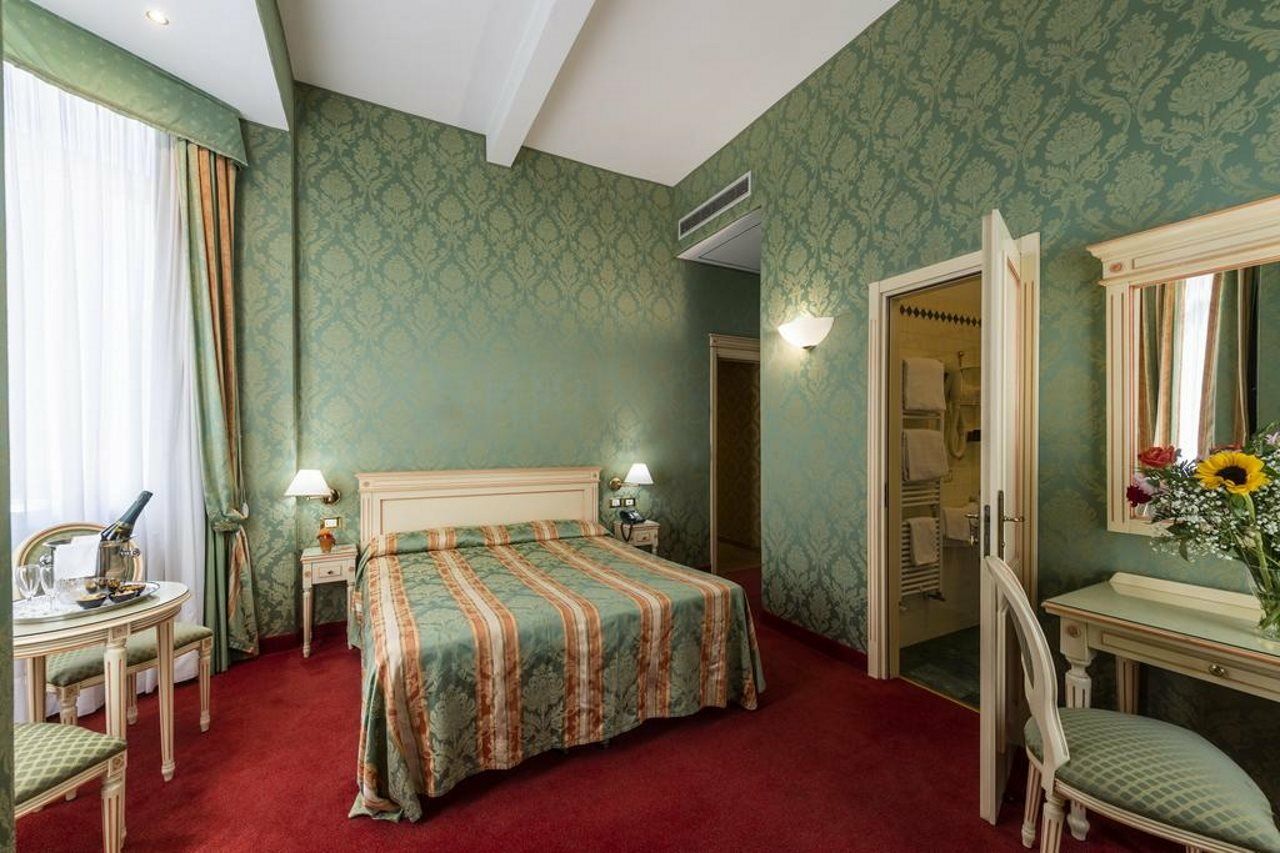 Hotel Villa Delle Palme Венеция Лидо Екстериор снимка