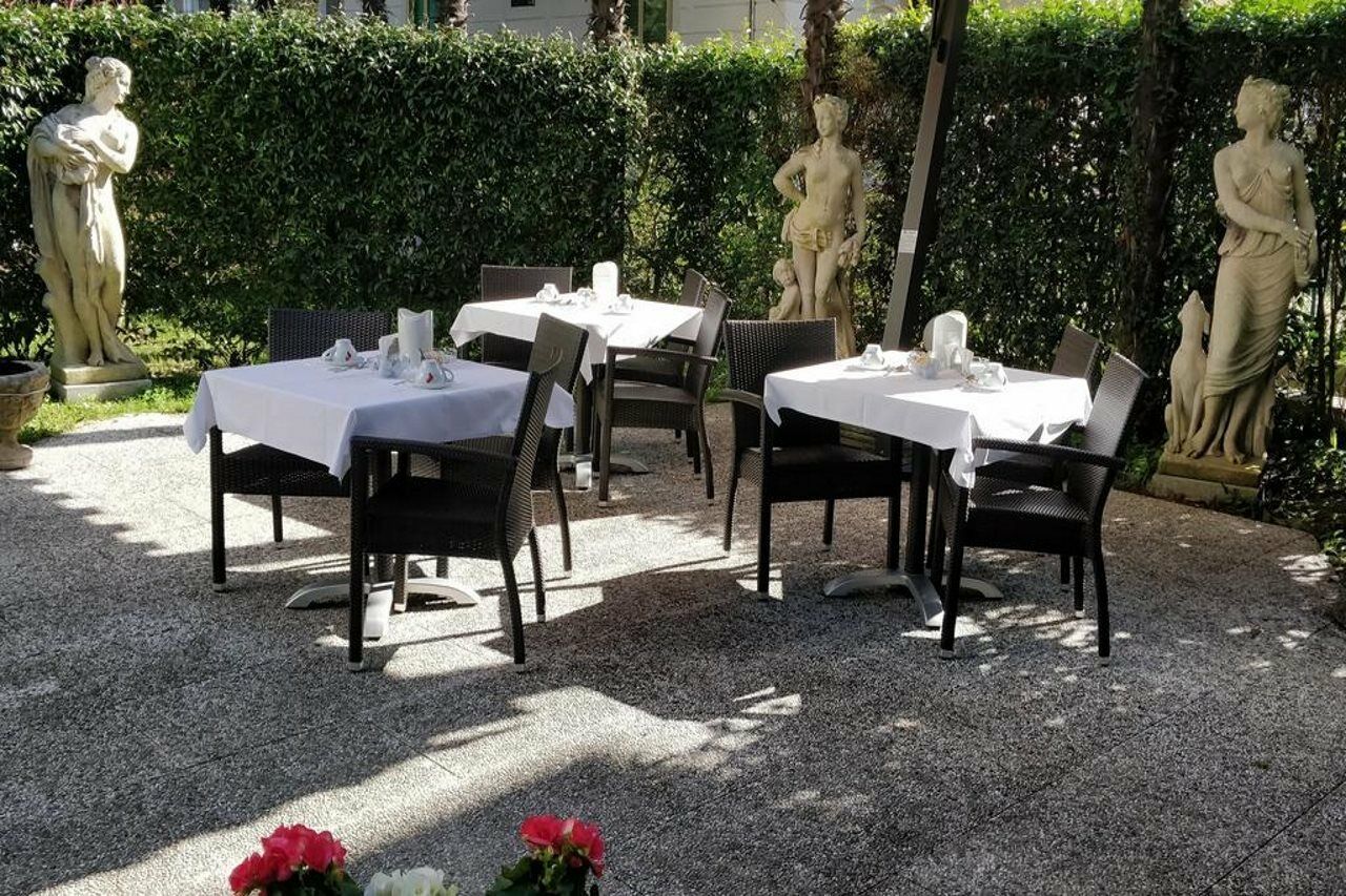 Hotel Villa Delle Palme Венеция Лидо Екстериор снимка